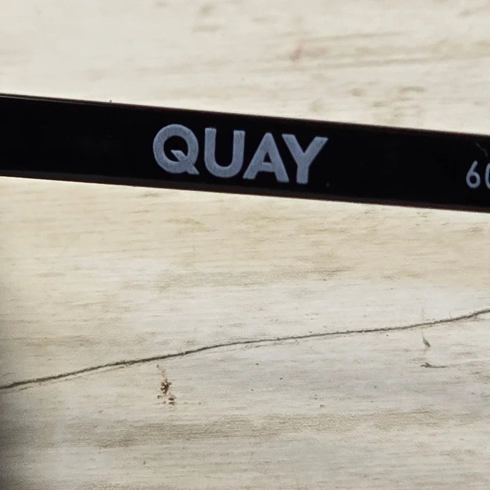 NEW Quay Australia High Key Mini Sunglasses BLK‎ Fade Aviator QC-000268-BLK/FADE